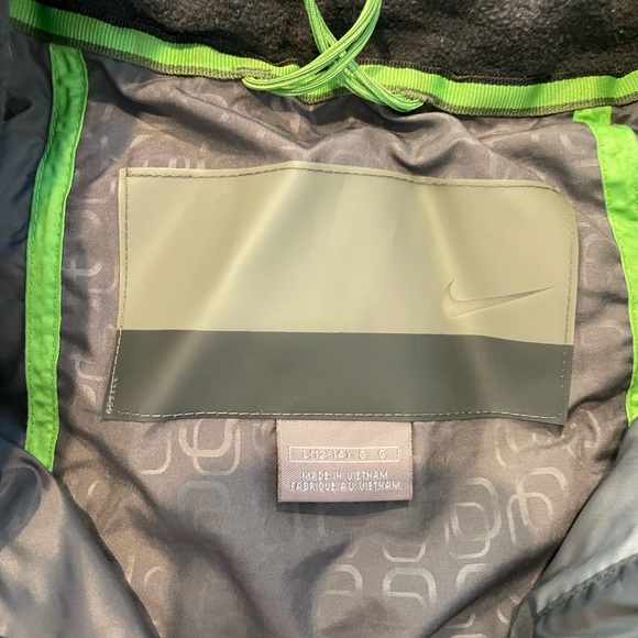 Vintage Nike ACG Y2K Collection Puffer Jacket in Lime - Women’s L - Picture 4 of 7